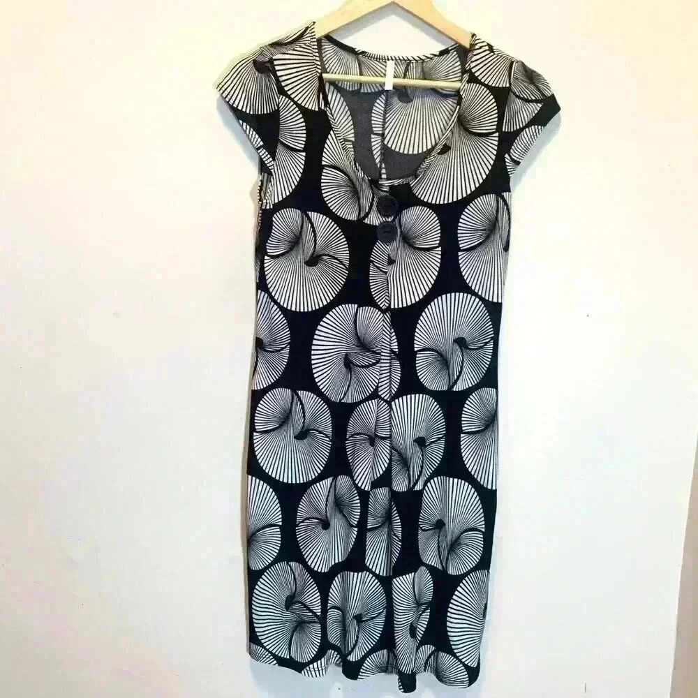 BLU HEAVEN MIDI DRESS SIZE MEDIUM